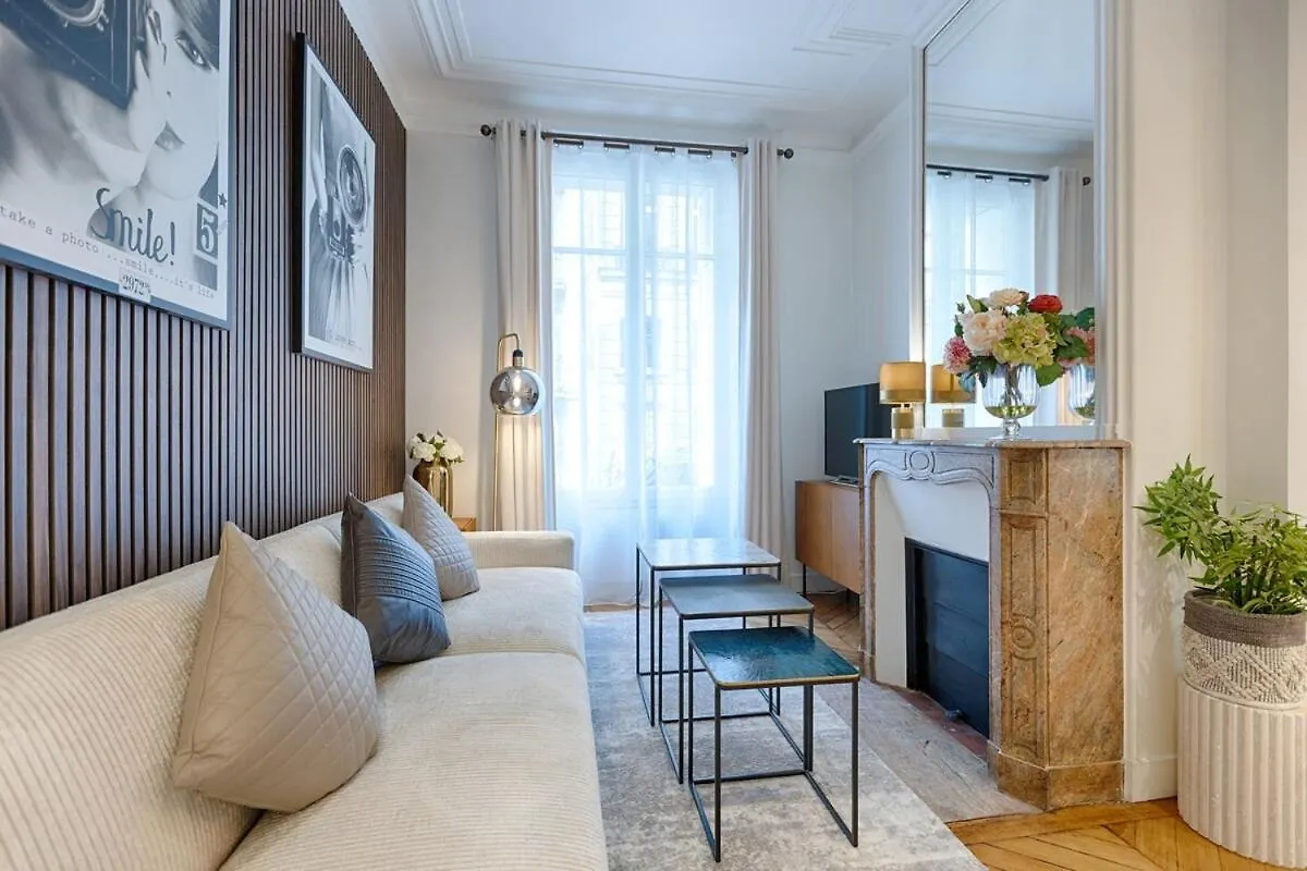 Luxury Apartment 6P - Triangle D'Or Paris França