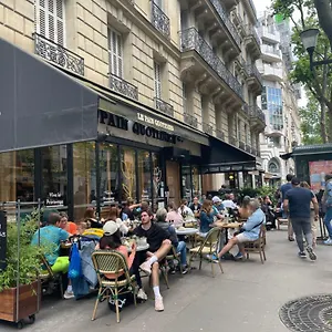 Apartment 16 Victor Hugo Superbe, Paris